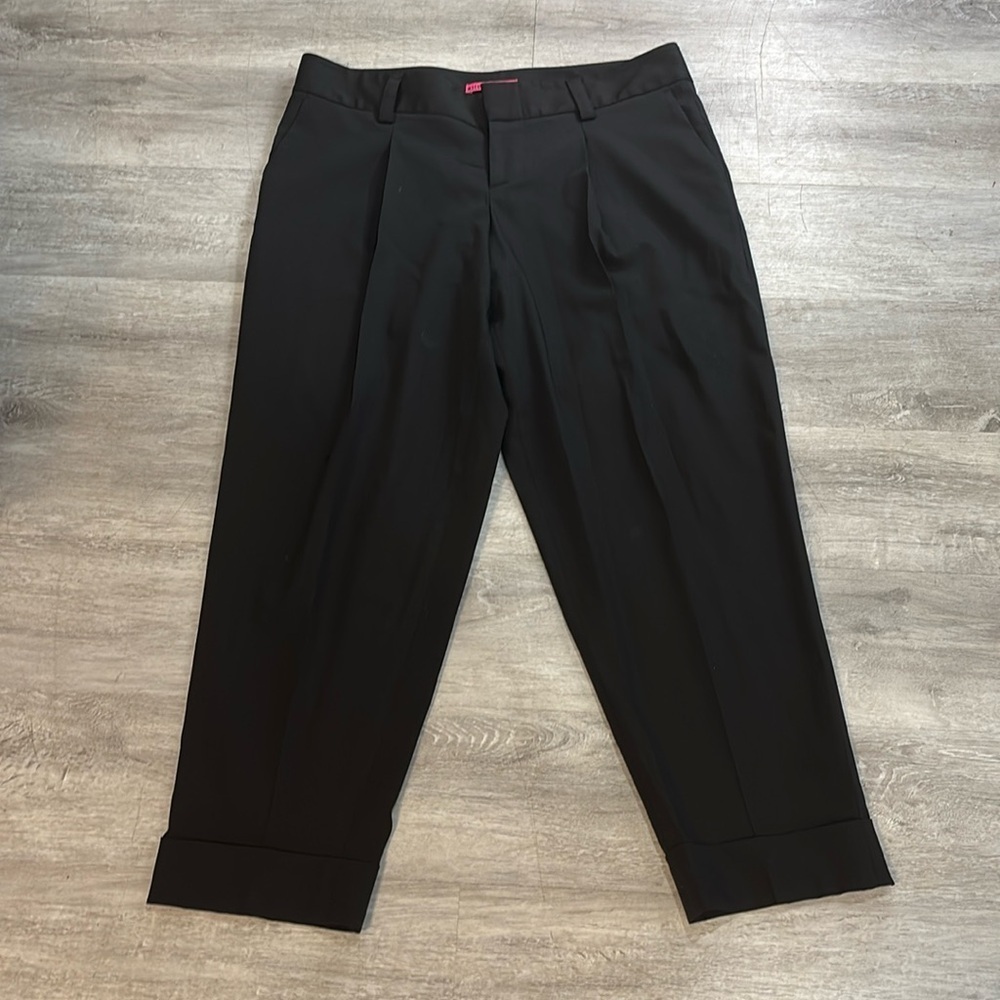 Alice + Olivia Women's Black Cropped high waisted pleated Pants Size 8